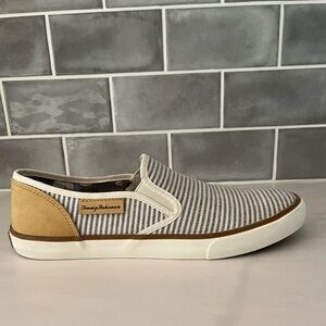 Tommy Bahama Sailor Navy White Striped Slip On Canvas Shoes 9.5 Nautical Casual